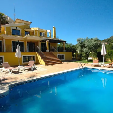 Montemares Golf Luxury & At Club